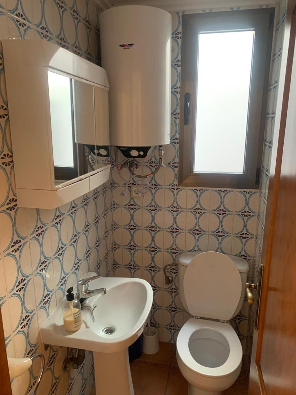 Excelsior Beachfront Apartment กัลเป ภายนอก รูปภาพ